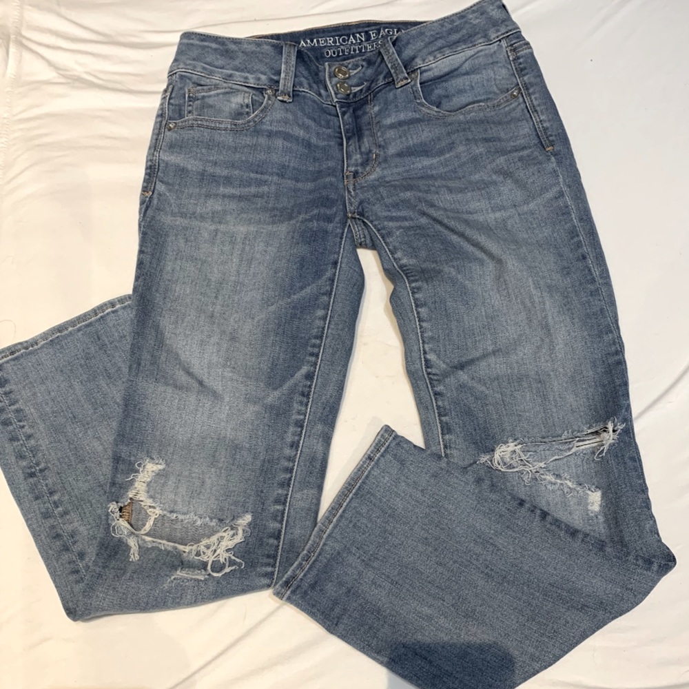 Size 2 super stretch American Eagle artist jeans!
